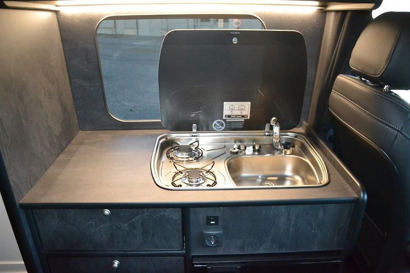 Mercedes-Benz Sprinter 319 Camper Family - fotka 34 z 51