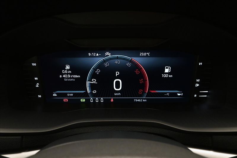 Škoda Karoq 2,0 TDI 110kW 4x4 DSG Ambition - fotka 16 z 30