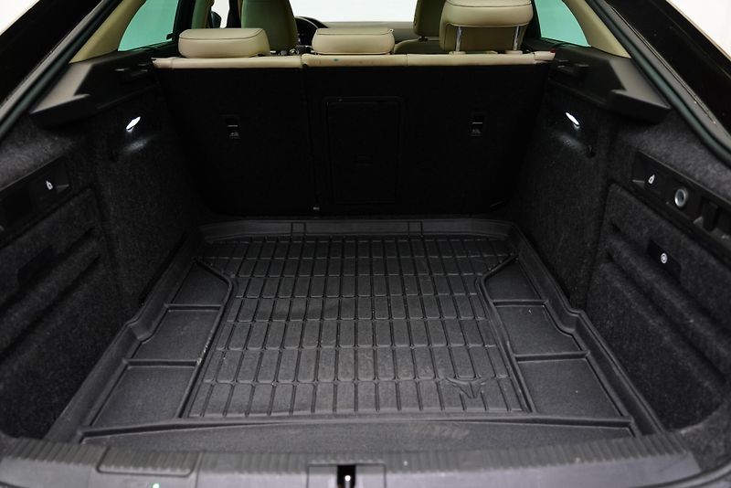 Škoda Superb - fotka 33 z 35