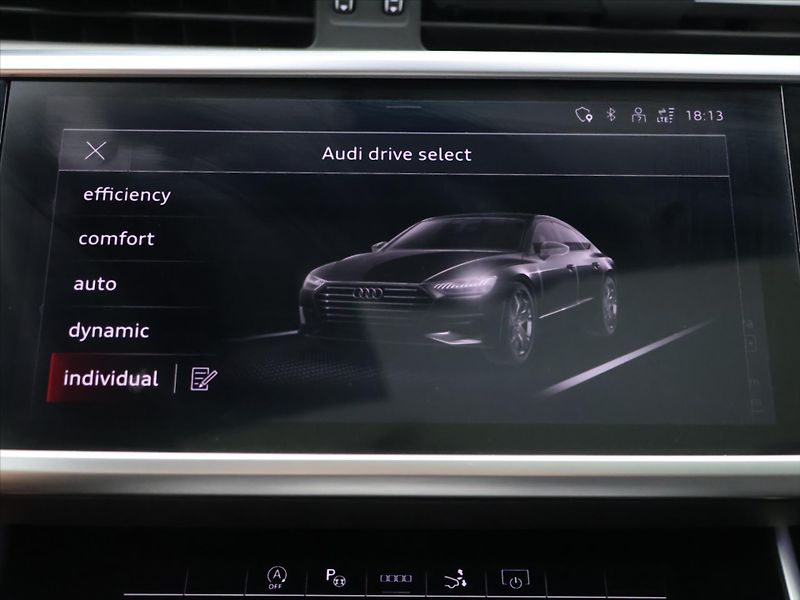 Audi A7 3,0 50TDI S-Line Quattro CZ DP - fotka 23 z 36