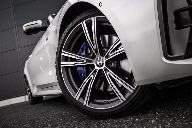 BMW M4 BMW M440i xDrive Cabrio | 374  - fotka 15 z 15