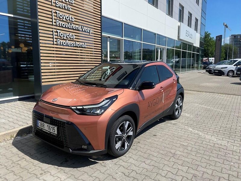Toyota Aygo 1,5 STYLE SMART - fotka 1 z 10
