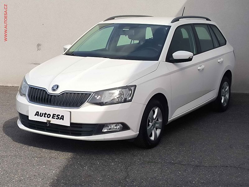 Škoda Fabia (2016) 1.2 TSi, 1.maj,ČR, Ambition - fotka 3 z 3