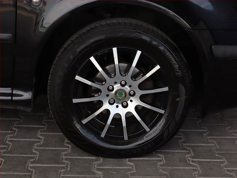 Škoda Octavia (2009) 1.6, Serv.kniha - fotka 14 z 18