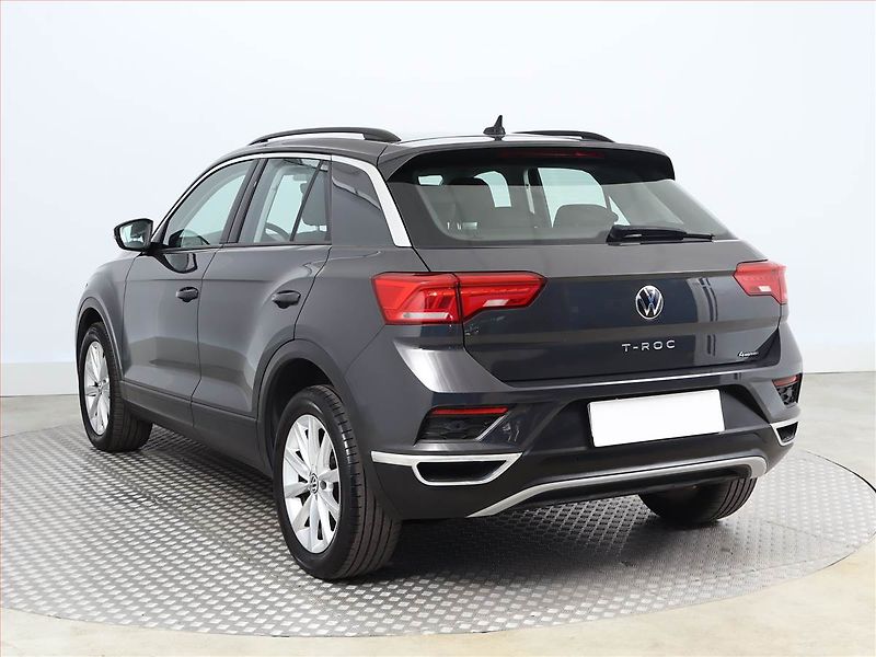 Volkswagen T-Roc (2021) 2.0 TDI 4Motion, 4X4, Automat - fotka 4 z 17