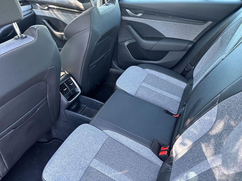 Škoda Octavia (2025) Combi 2.0 TDI DSG Top Selectio - fotka 9 z 35