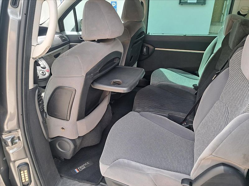 Peugeot 807 2,0 HDI - fotka 30 z 41
