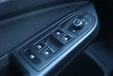 Volkswagen Golf (2022) Life 2.0 TDI, Automat - náhled 23
