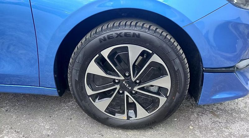 Kia Ceed SW (2025) 1,5 T-GDi GPF TOP - fotka 4 z 6