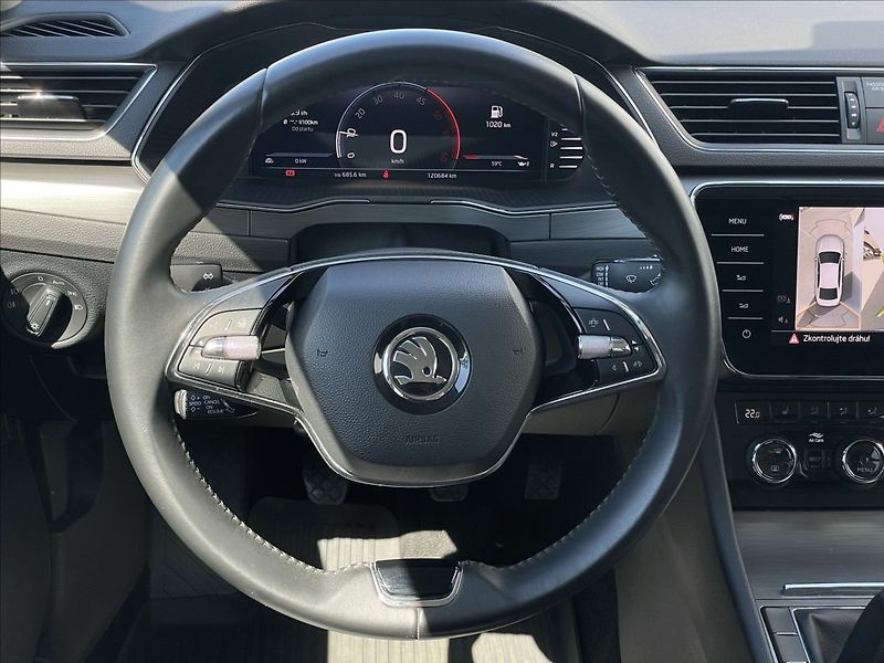 Škoda Superb 2,0 TDI Style NAVI+Kamera 360° - fotka 7 z 23