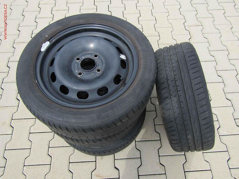 Ford Fiesta (2015) 1.2i, ČR, AC - fotka 17 z 17