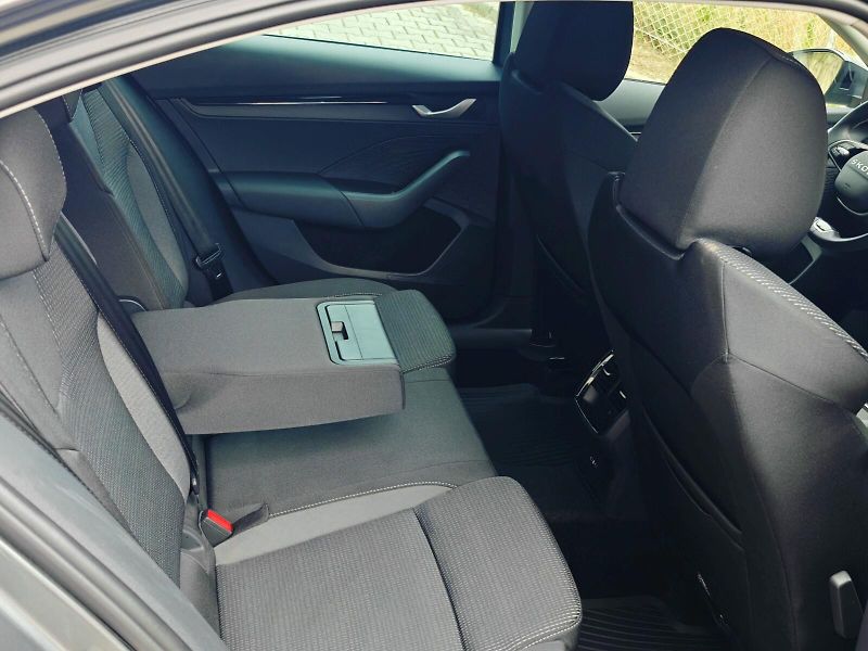 Škoda Octavia (2025) 1,5 TSI 110 kW Selection - fotka 18 z 40