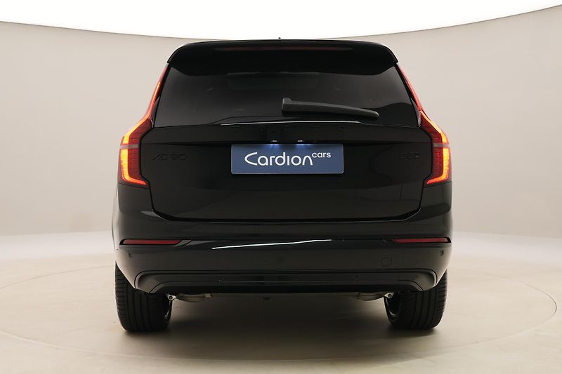 Volvo XC90 (2026) B5 AWD BLACK EDITION ULTRA 7 - fotka 11 z 78
