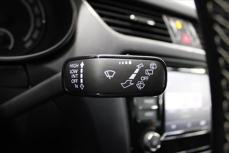 Škoda Octavia 2,0 TSI 162KW MAN VRS MODE - fotka 17 z 36