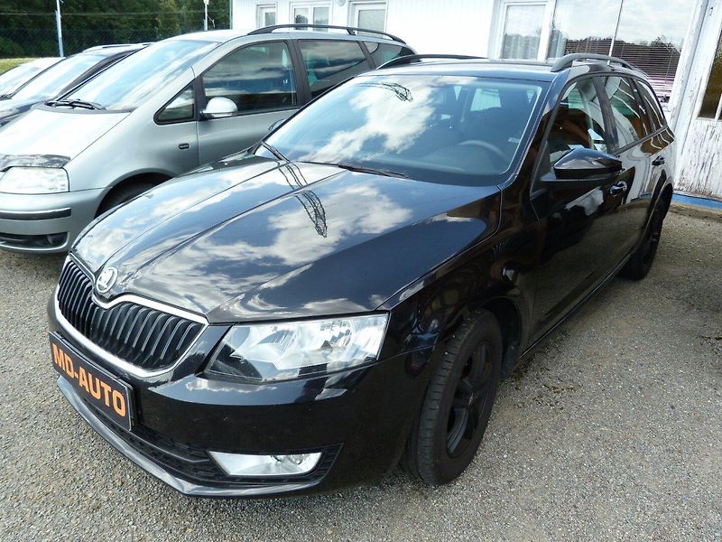 Škoda Octavia 1.2 tsi Ambiente digi klima - fotka 2 z 19