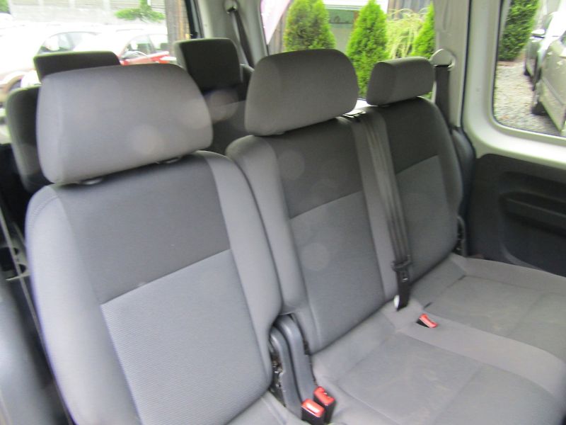 Volkswagen Caddy (2015) MAXI 1.6 TDI 75kW  7 MÍST - fotka 25 z 44