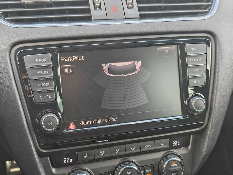 Škoda Octavia RS 6DSG 2,0TSI - fotka 16 z 26