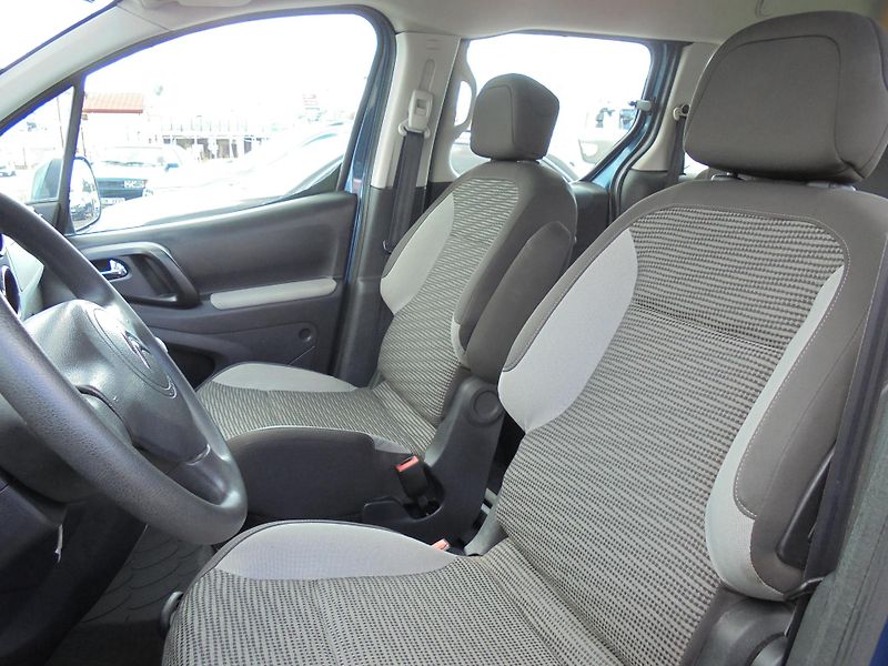 Citroën Berlingo (2013) 1.6 HDI- MULTISPACE- ČR - fotka 10 z 11