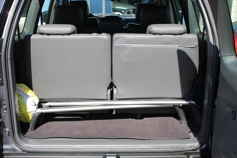 Toyota Land Cruiser 3,0 D-4D  ČR,4x4,AUTOMAT,8MÍST - fotka 24 z 28