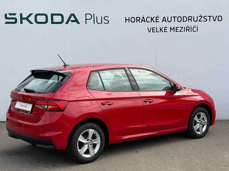 Škoda Fabia Selection 1,0 TSI 70 kW 5° MP - fotka 2 z 26