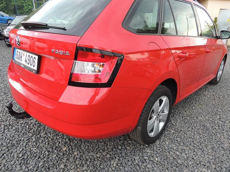Škoda Fabia (2017) 1.2TSi,66kw,Style,ČR,1majitel - fotka 13 z 50