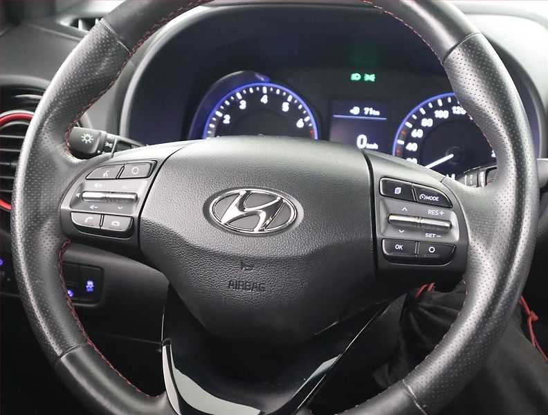 Hyundai Kona (2018) 1.0 T-GDI, Serv.kniha, Kůže - fotka 16 z 22