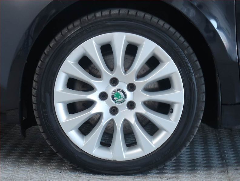 Škoda Superb (2013) Ambition 2.0 TDI, Automat - fotka 15 z 18