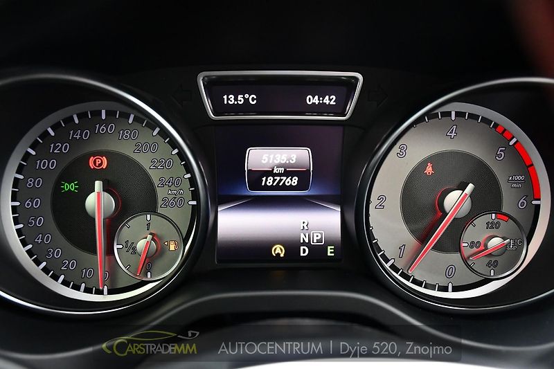 Mercedes-Benz GLA 220CDI AMG NAVI AT - fotka 29 z 47