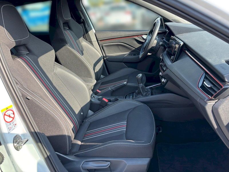 Škoda Scala (2025) Monte Carlo 1.0 TSI 85 kW - fotka 28 z 32