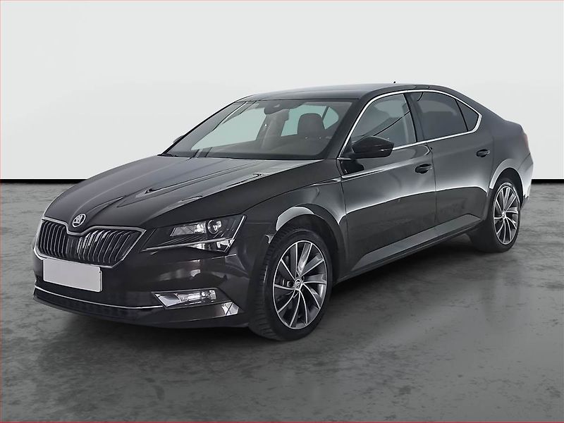 Škoda Superb (2016) Style 2.0 TDI, Automat, Kůže - fotka 2 z 20