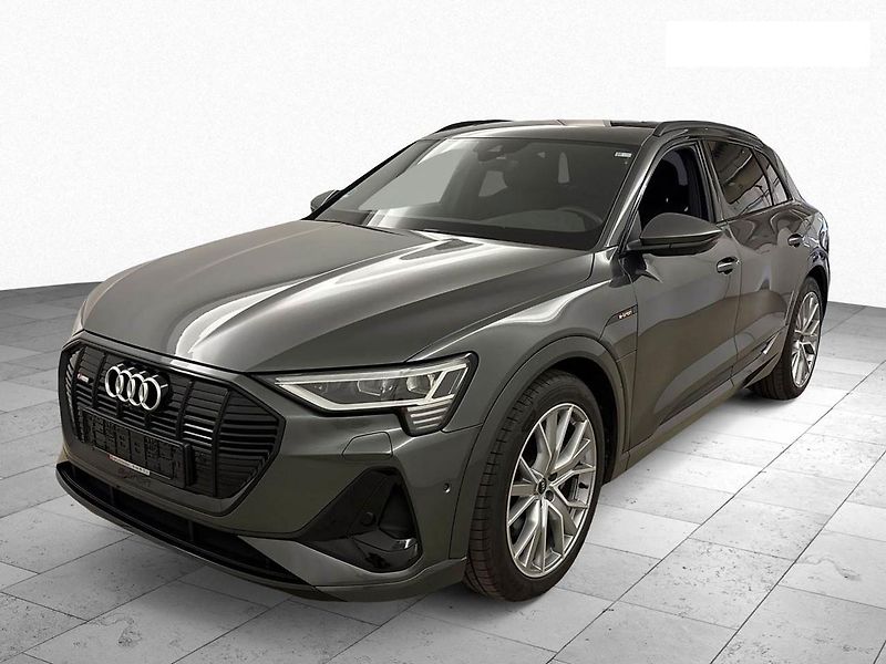 Audi e-tron 55 QUATTRO 300kw S LINE SOH97% - fotka 1 z 8