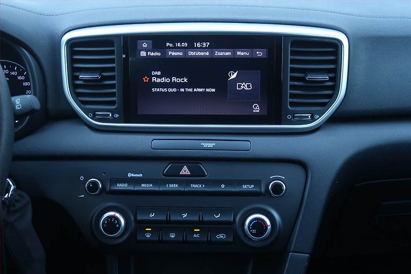 Kia Sportage (2021) 1.6 T-GDI, 4X4, Serv.kniha - fotka 12 z 20