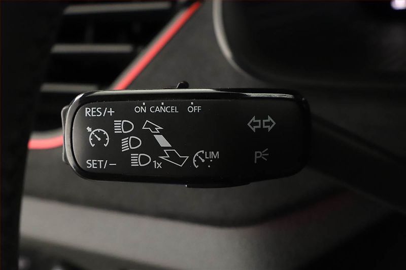 Škoda Scala (2025) 1.0 TSI, Drive, FullLed - fotka 19 z 20