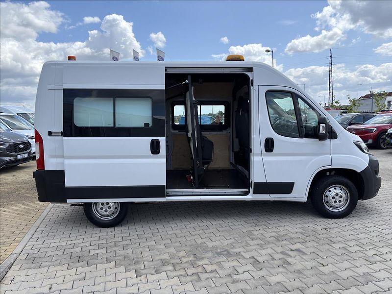 Peugeot Boxer 2,2 BHDI 103kW L2 Kombi Van - fotka 12 z 34