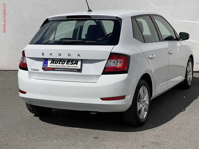 Škoda Fabia (2021) 1.0 TSi, ČR, Ambition - fotka 4 z 16