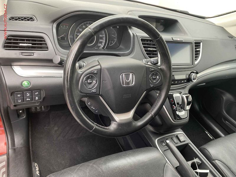 Honda CR-V (2016) 1.6 i-DTEC 4x4, Executive - fotka 13 z 22