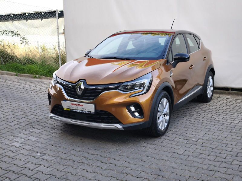 Renault Captur (2023) 1.6 E-Tech Hybrid - fotka 20 z 21