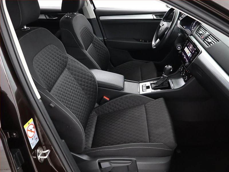 Škoda Superb (2020) Ambition Plus 2.0 TDI, Automat - fotka 7 z 19
