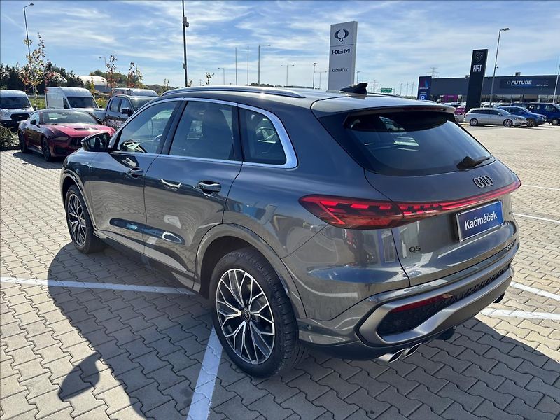 Audi Q5 2,0 TDI 150kW S-Line quattro - fotka 3 z 52