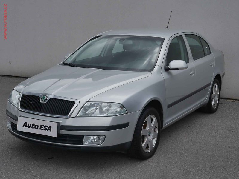Škoda Octavia (2006) 2.0FSi, autoAC - fotka 3 z 14