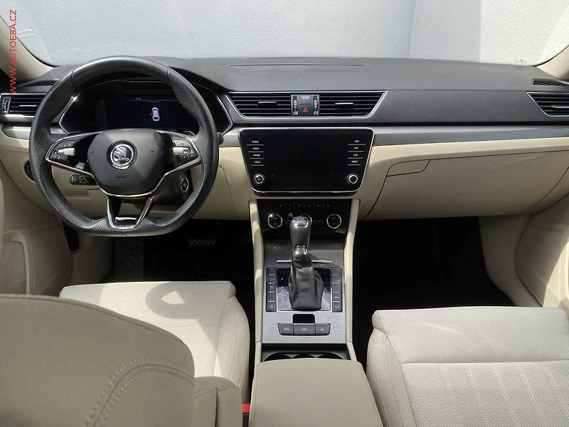 Škoda Superb (2021) 2.0 TSi, ČR, Style, DSG - fotka 8 z 19