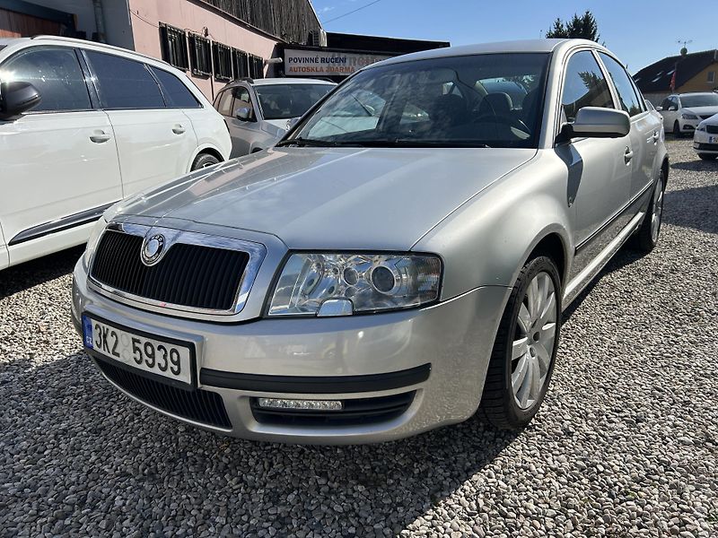Škoda Superb (2006) 1.9 TDi 96 KW  - fotka 3 z 18