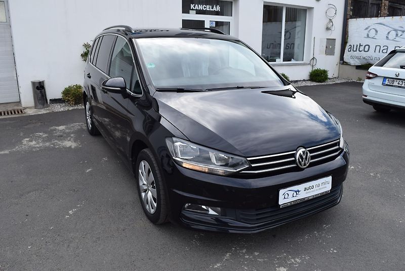 Volkswagen Touran (2017) 1.4TSI 110kw CLBMT 7MÍST TAŽNÉ - fotka 4 z 50