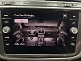 Volkswagen Tiguan 1,5 TSi DSG HUD KAMERA TAŽNÉ - náhled 25