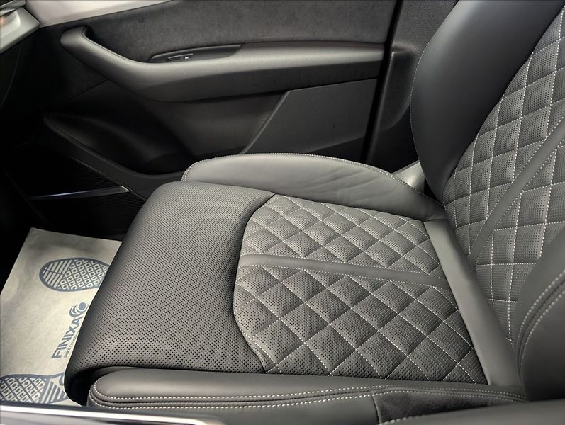Audi Q7 3.0 TDI 50 s Line - fotka 24 z 35