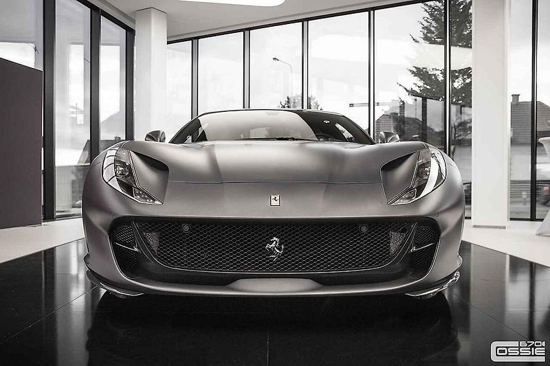 Ferrari 812 Superfast.