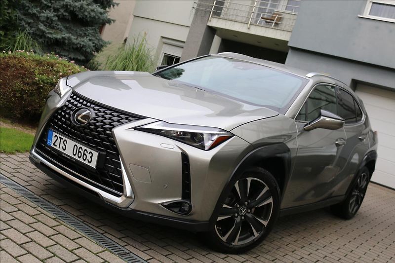Lexus UX 250h 2,0 HEV, DSG, 1.Maj.  UX - fotka 1 z 64
