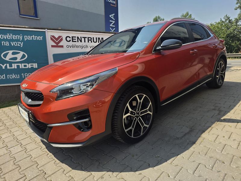 Kia XCeed 1.5-NAVI-KAMERA-V ZÁRUCE - fotka 8 z 24