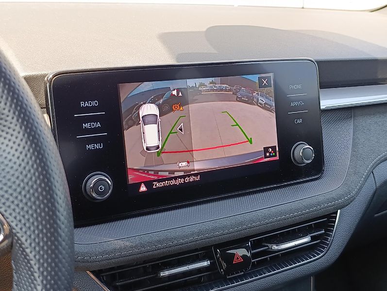 Škoda Fabia 1.0TSI DSG STYLE+ ČR 1.MAJITEL - fotka 24 z 33