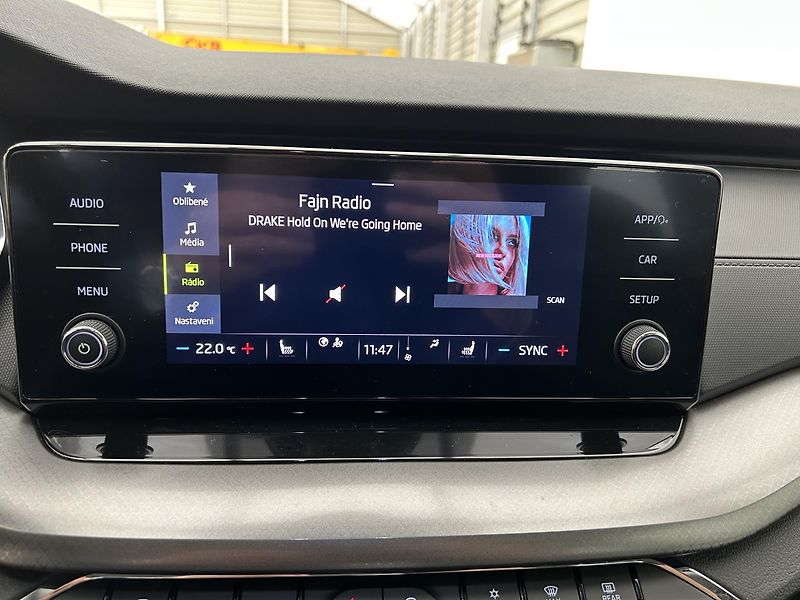 Škoda Octavia 1.0 TSI Ambiente plus - fotka 14 z 23